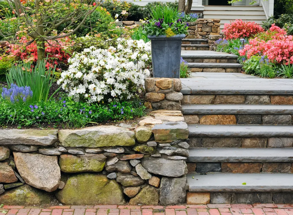 custom hardscaping design and installation in columbia illinois